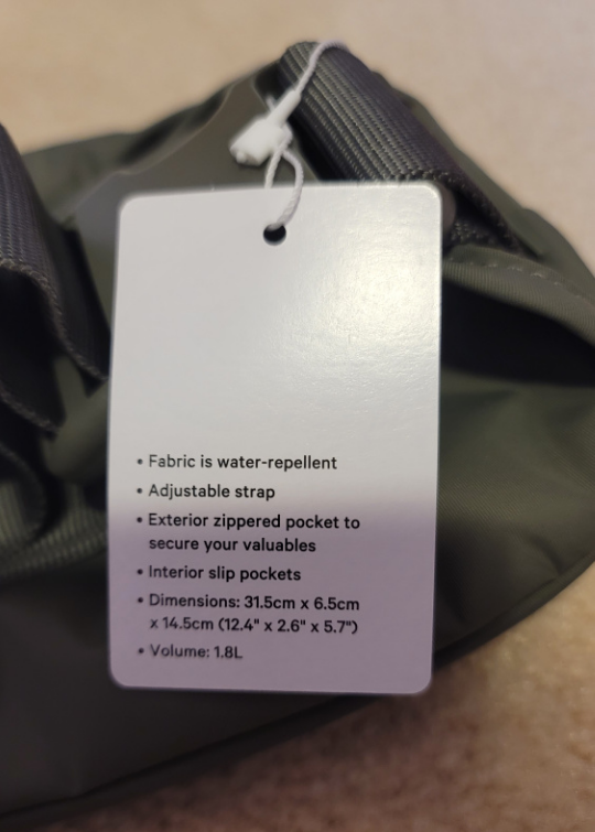Lululemon Everywhere Belt Bag image indicator(5)