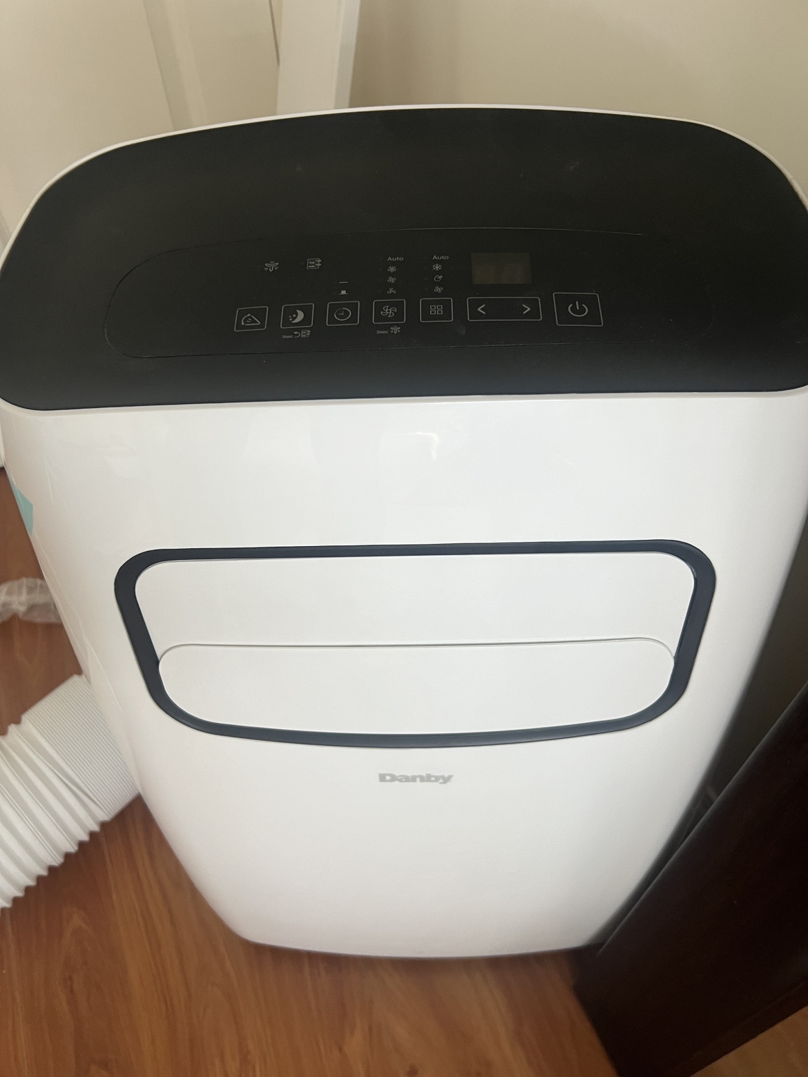 Portable air conditioner