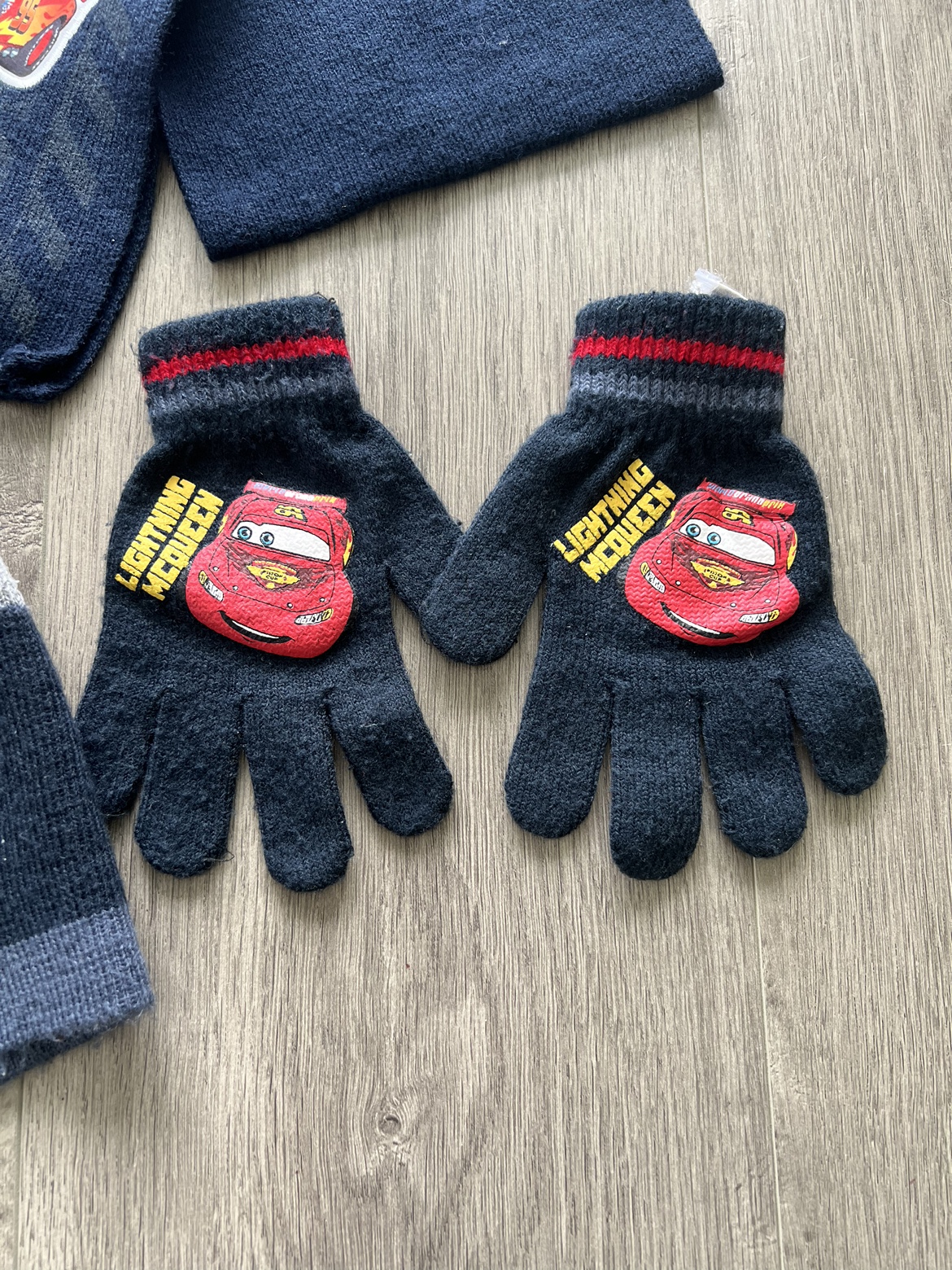 Lightning McQueen 3 piece winter set Toddler image indicator(3)