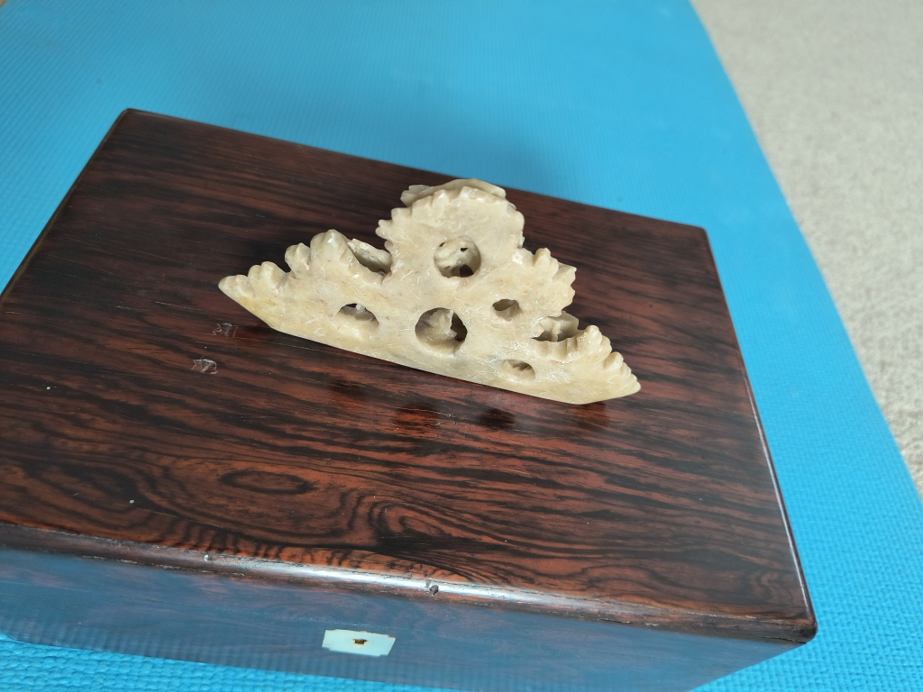 vintage soapstone sculpture - photo 4