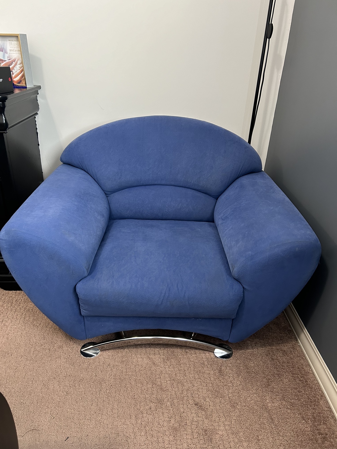 Chair - photo 2
