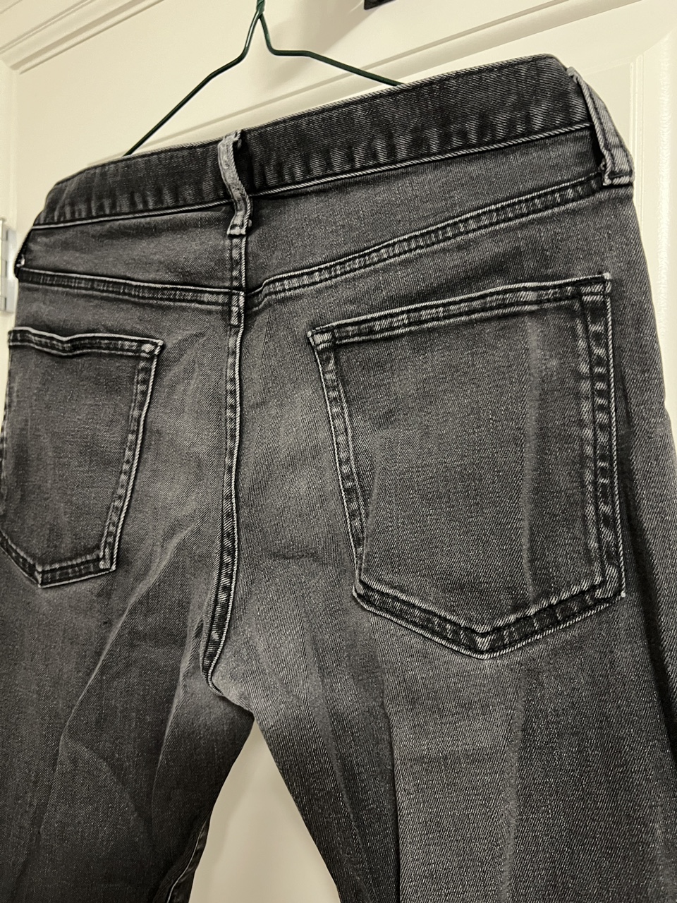 GU (a sister brand of UNIQLO) Extra Stretch Black Jeans image indicator(3)