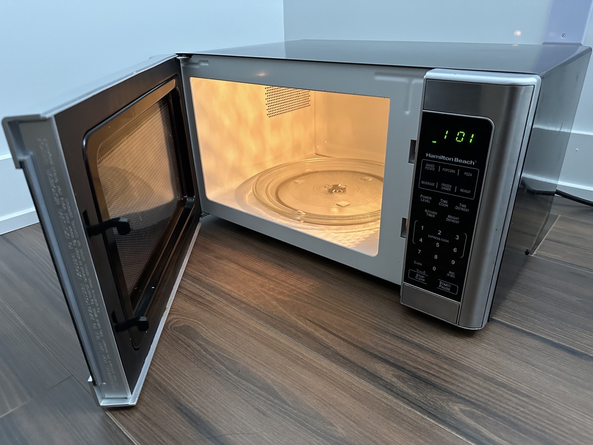 Hamilton Beach Microwave (Super New!) - Working 100% image indicator(3)