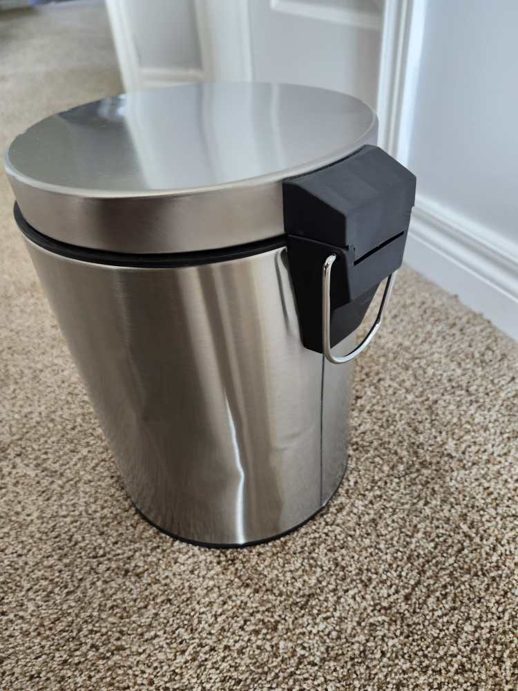 Trash Can - photo 4