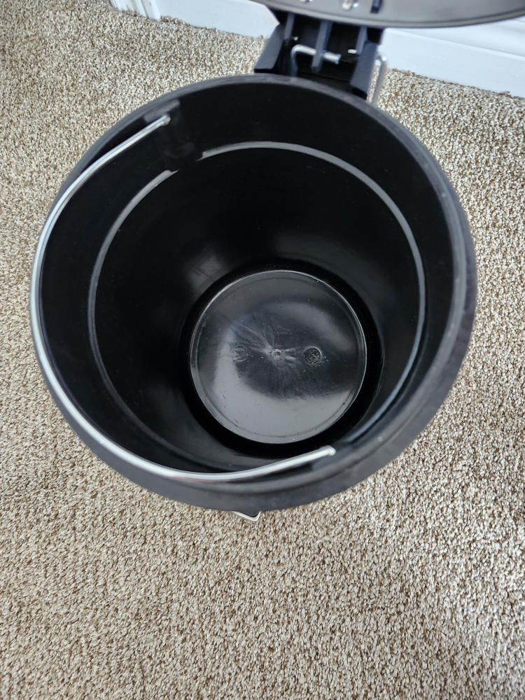 Trash Can - photo 5