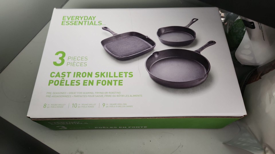 Cast Iron Skillet Set