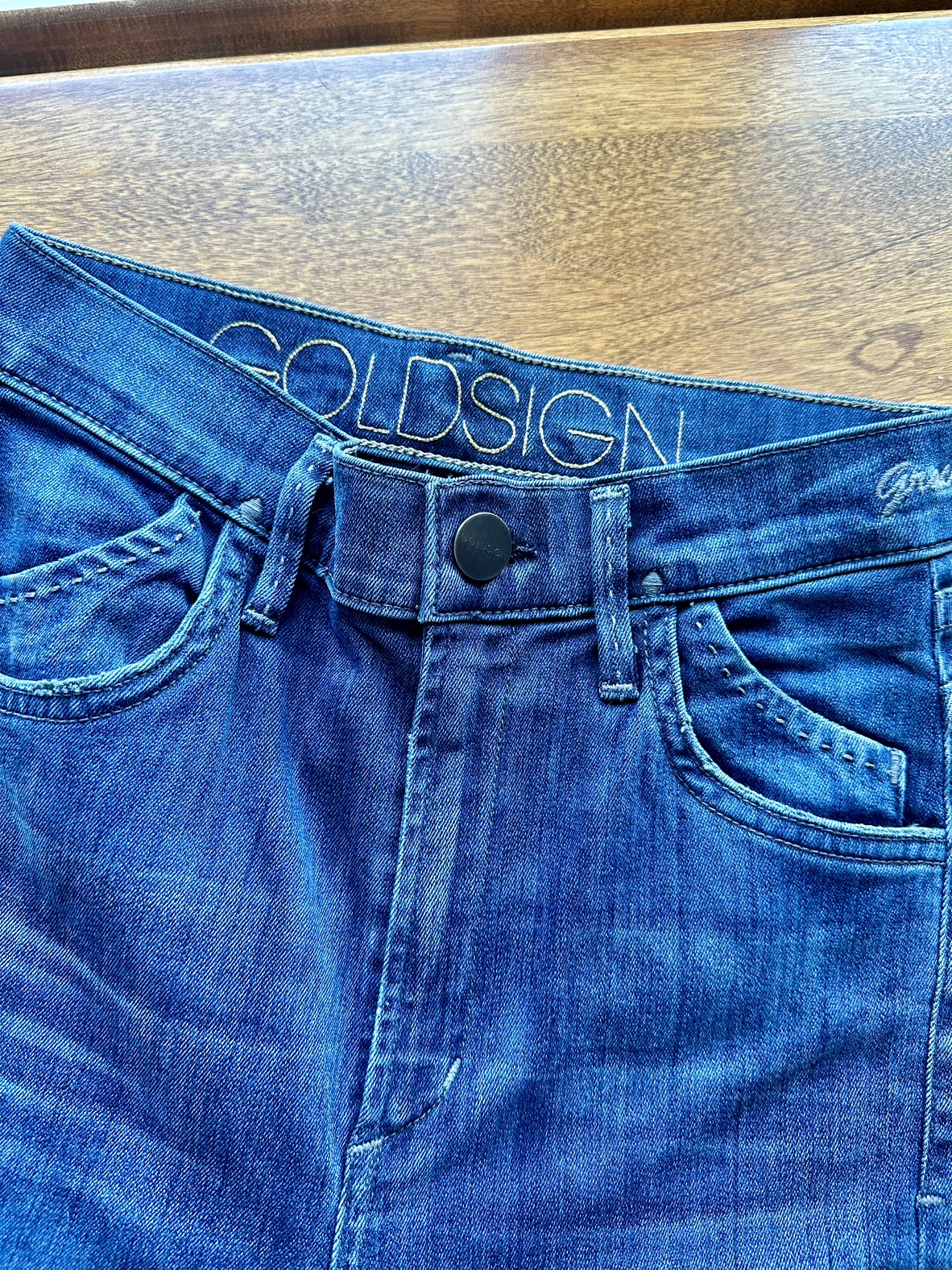 Goldsign Denim image indicator(3)