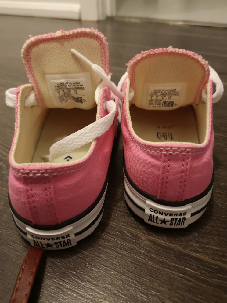 converse pink image indicator(4)