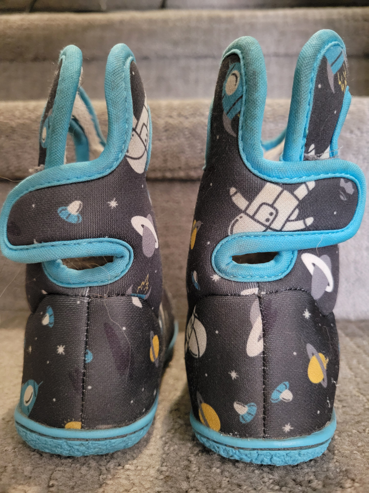 Bogs Baby Boots Size 8 image indicator(2)