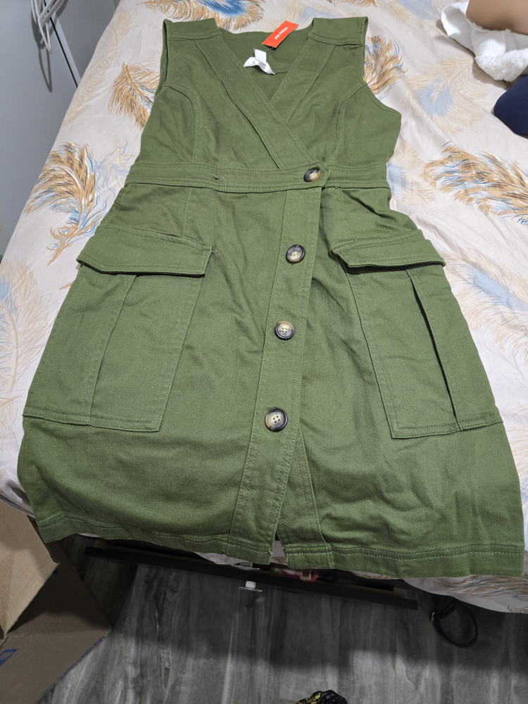 Green Sleeveless Button Up Dress