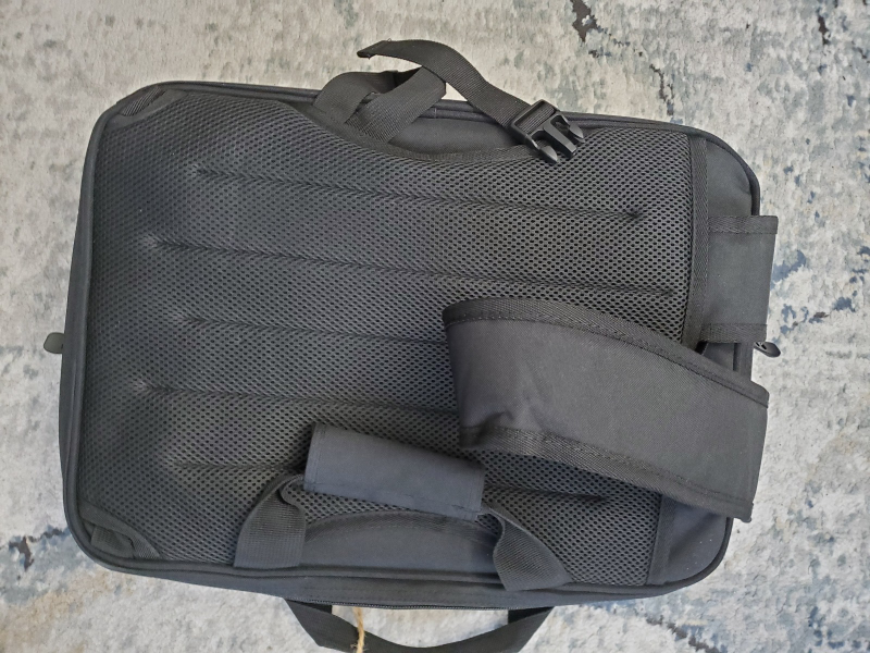 Laptop Bag - Transforms into backpack image indicator(2)