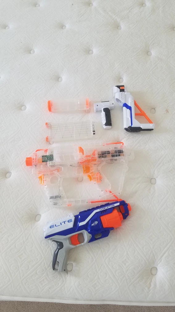 Nerf Blasters & Acessories