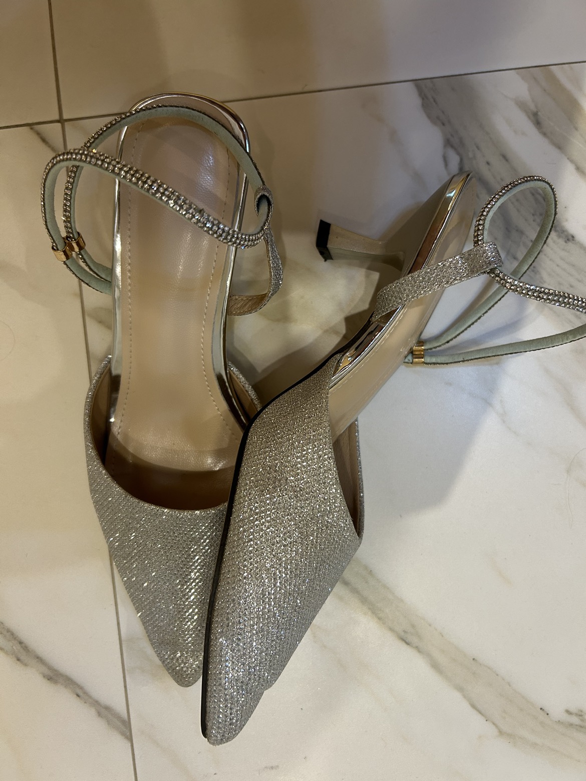 Silver sandals, size 40 EUR or 9-9.5 US - photo 5