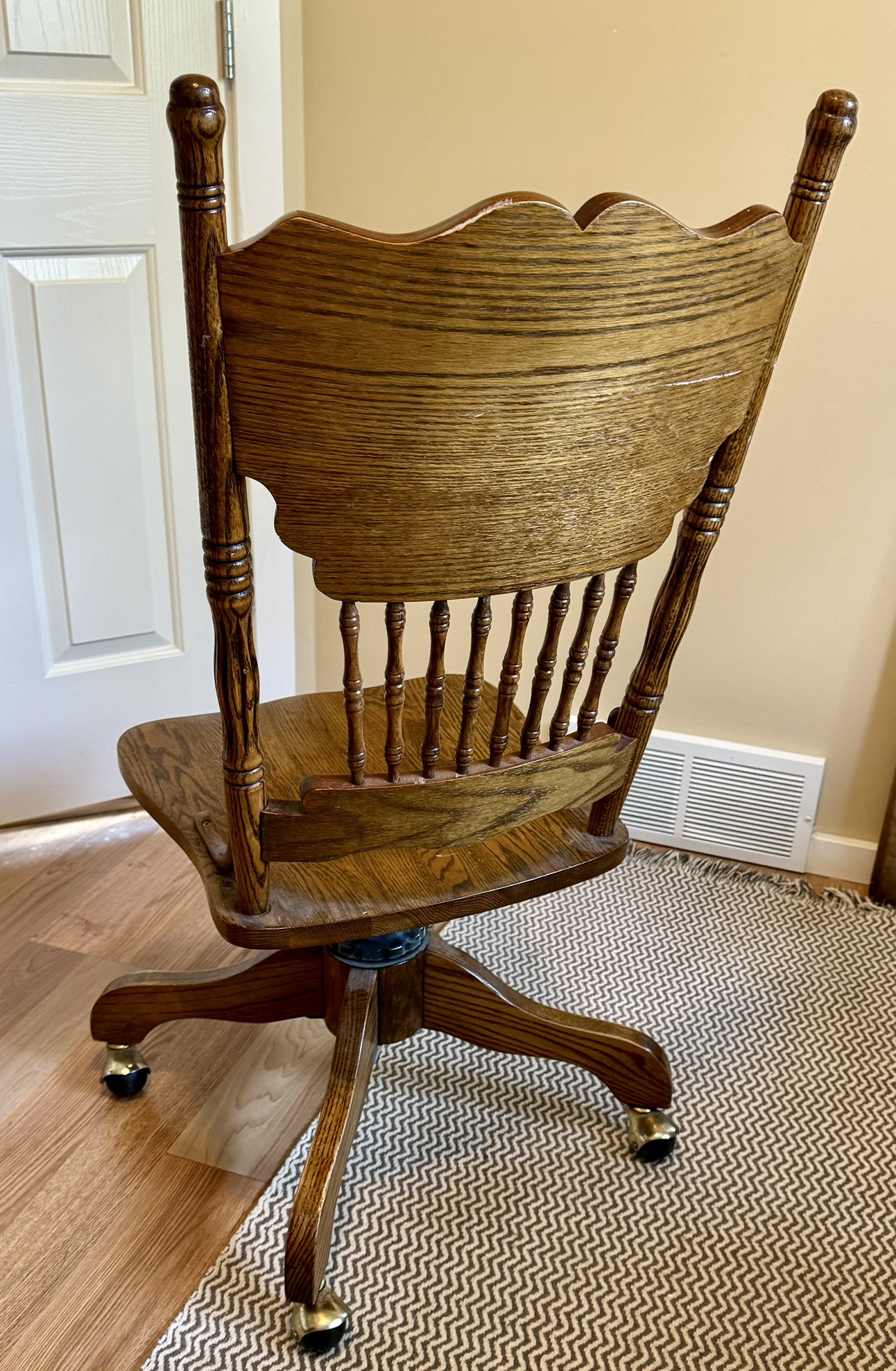 Oak Swivel Office Chair - photo 3