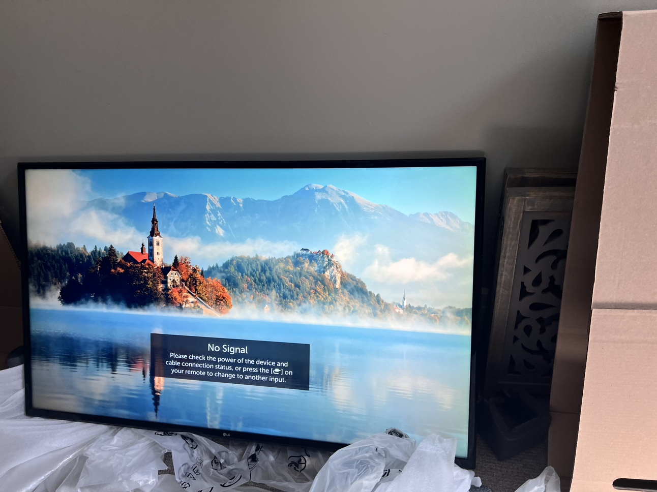 55 inch LG Smart TV - photo 2