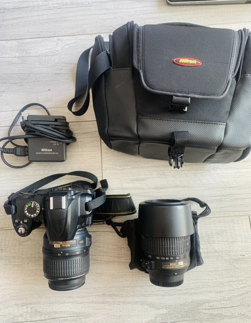 Nikon D3000 DSLR Camera with Lenses - photo 2
