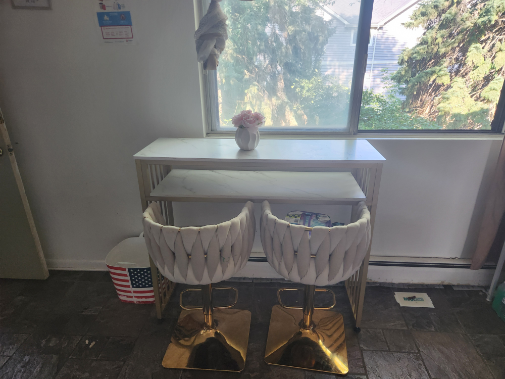 bar table - photo 2