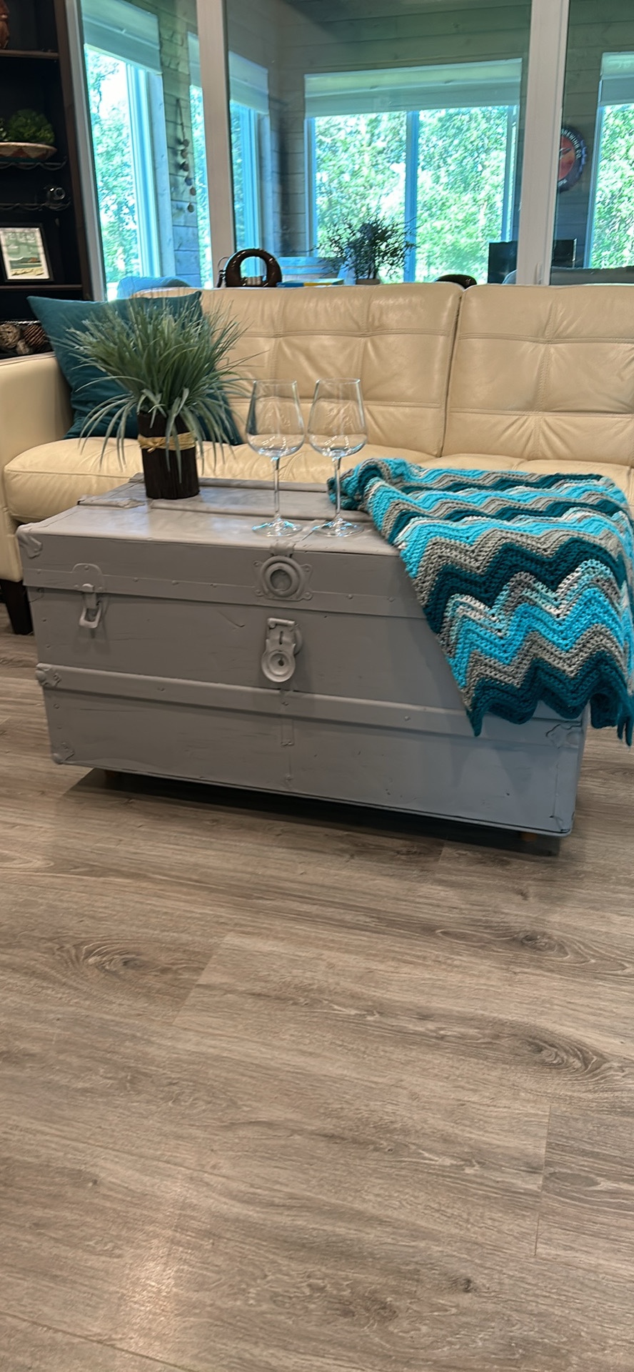 Vintage Storage Trunk Coffee Table - photo 4