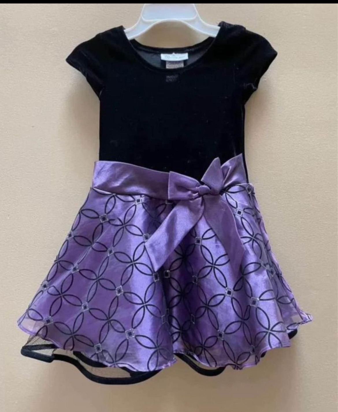 Dress 6t thumbnail