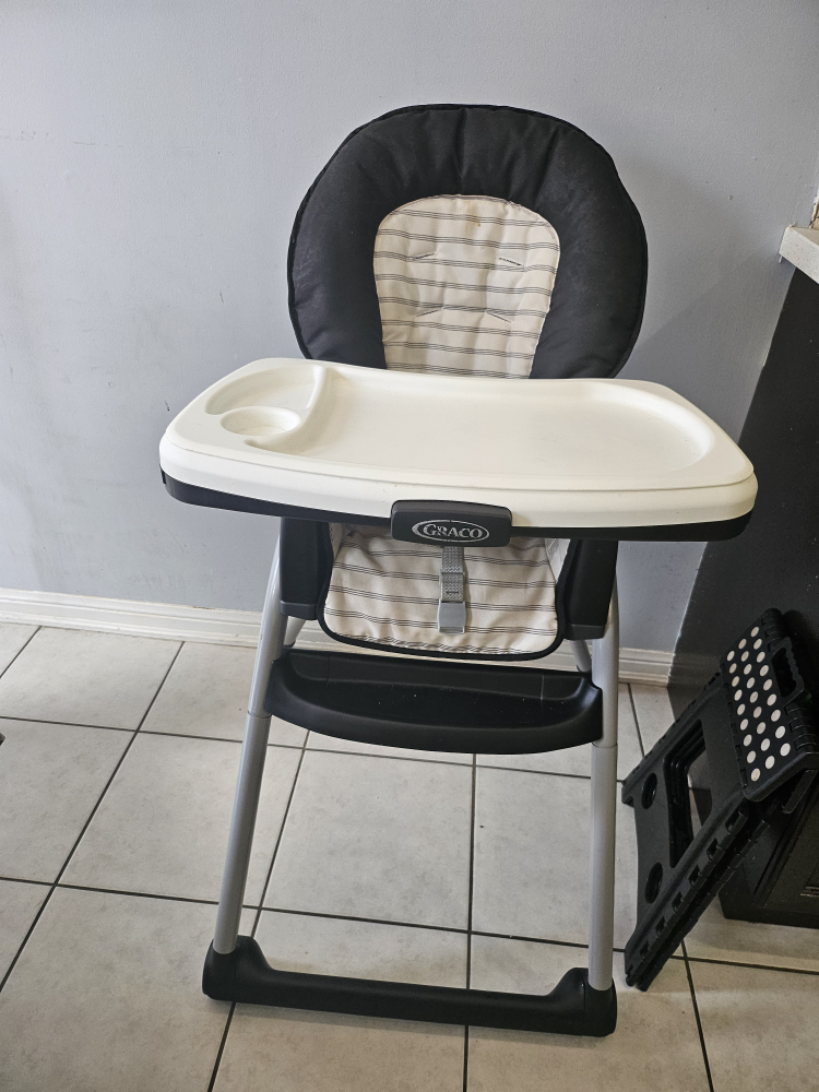 Kids Graco High Chair