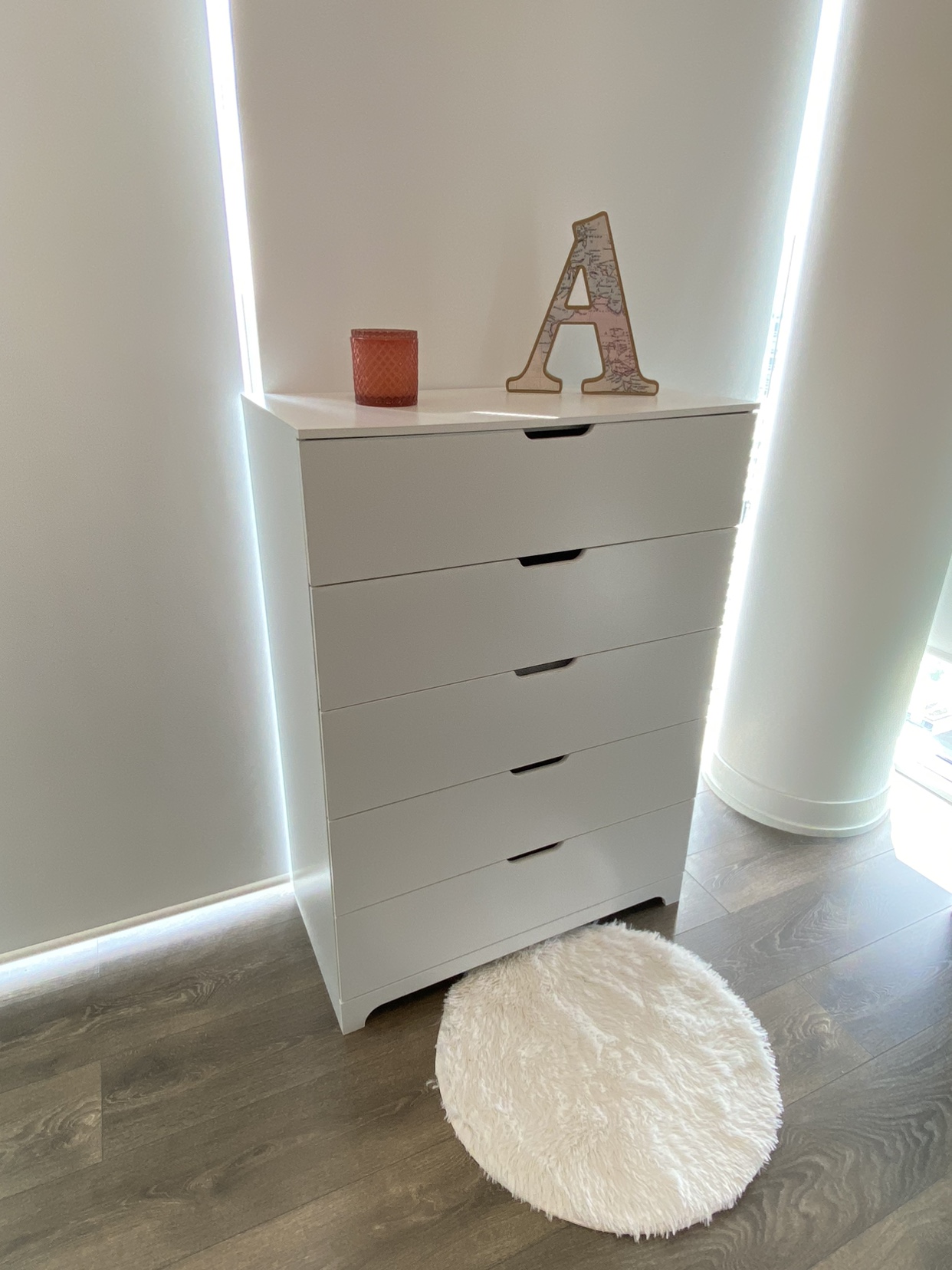 Brand New White 5 Drawer Dresser image indicator(6)