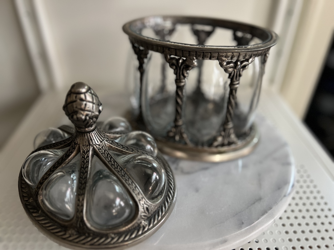 Rococo revival Glass Jar image indicator(5)