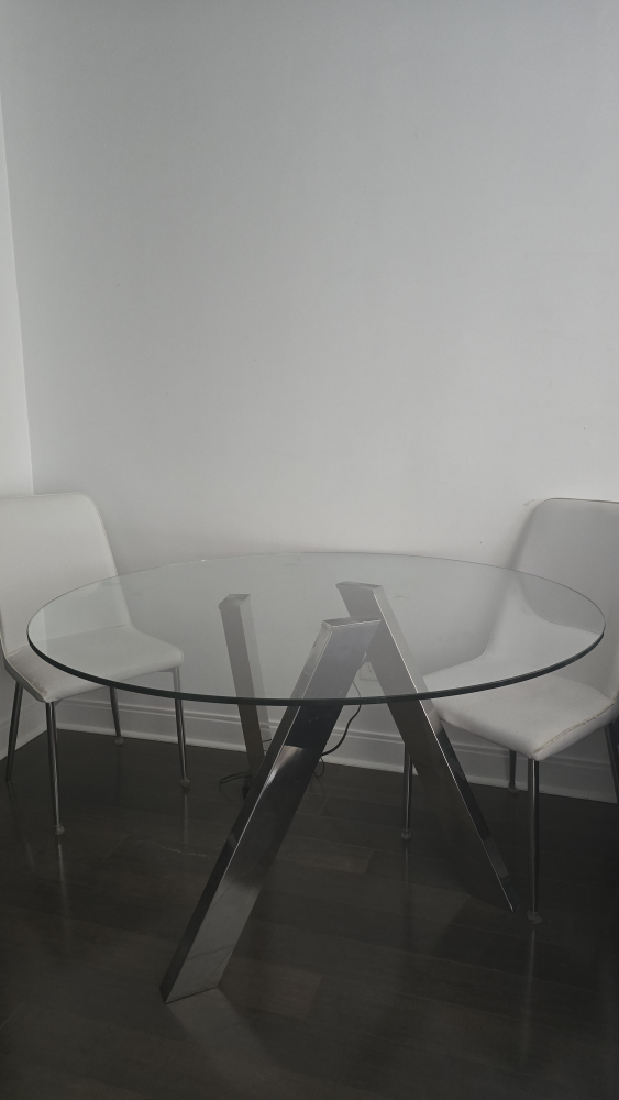Table dining Round Glass - Moving Sale - photo 3