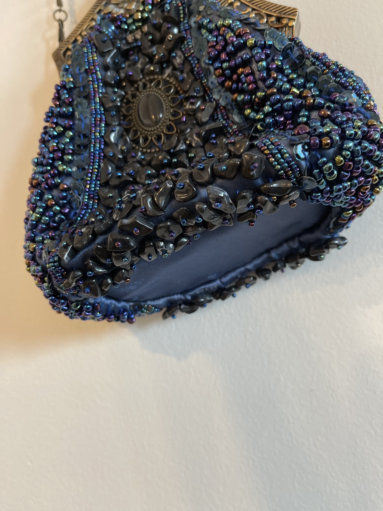 Beaded Evening Clutch image indicator(4)