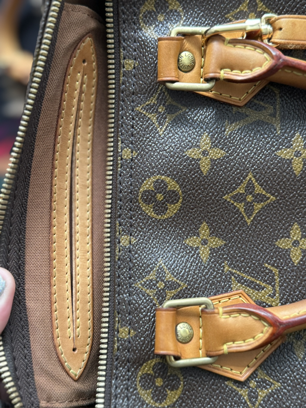 Louis Vuitton SPEEDY 30 BANDOULIERE image indicator(4)