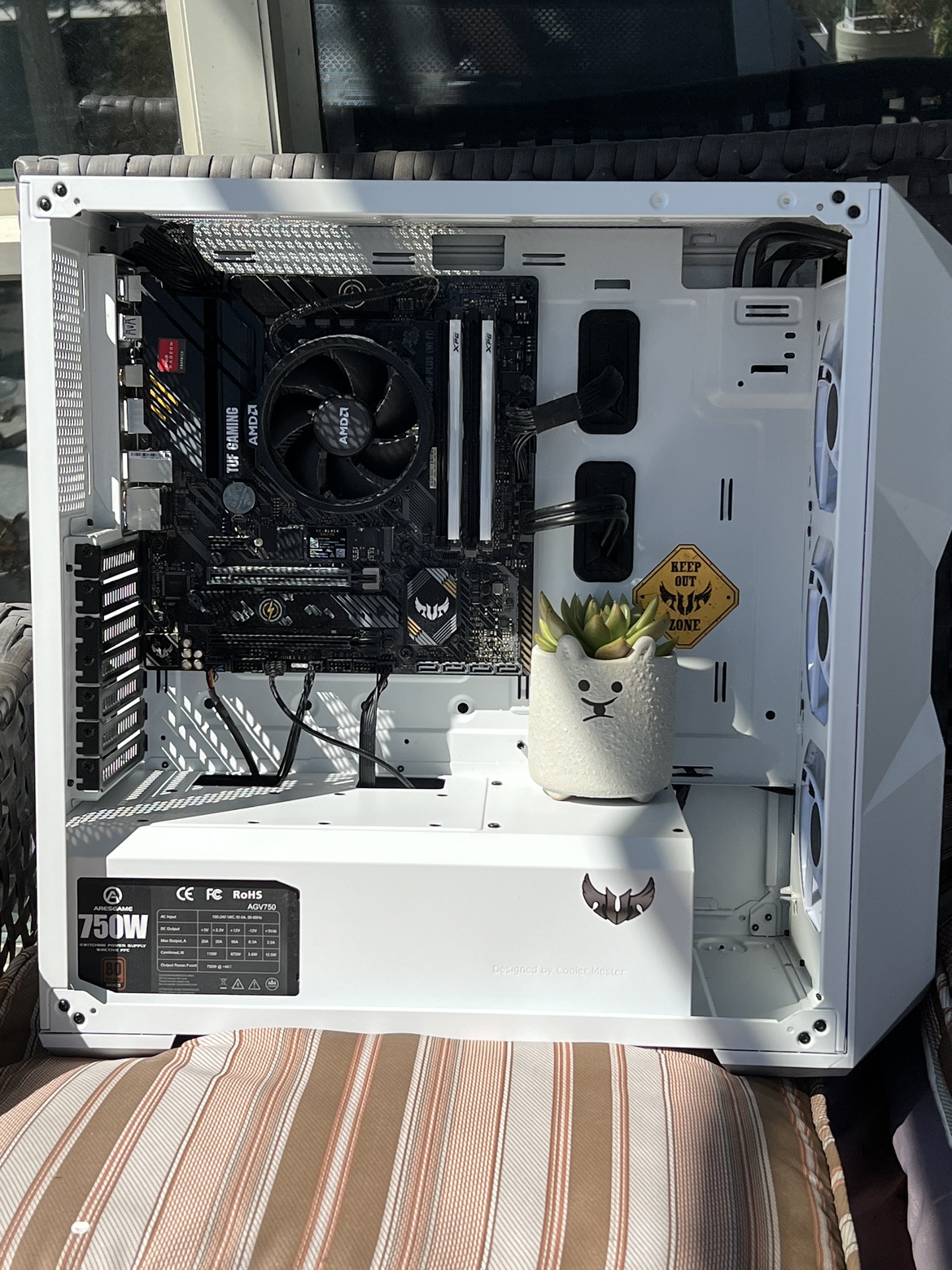 PC Case - Cooler Master TD500 Mesh White Airflow ATX Mid-Tower