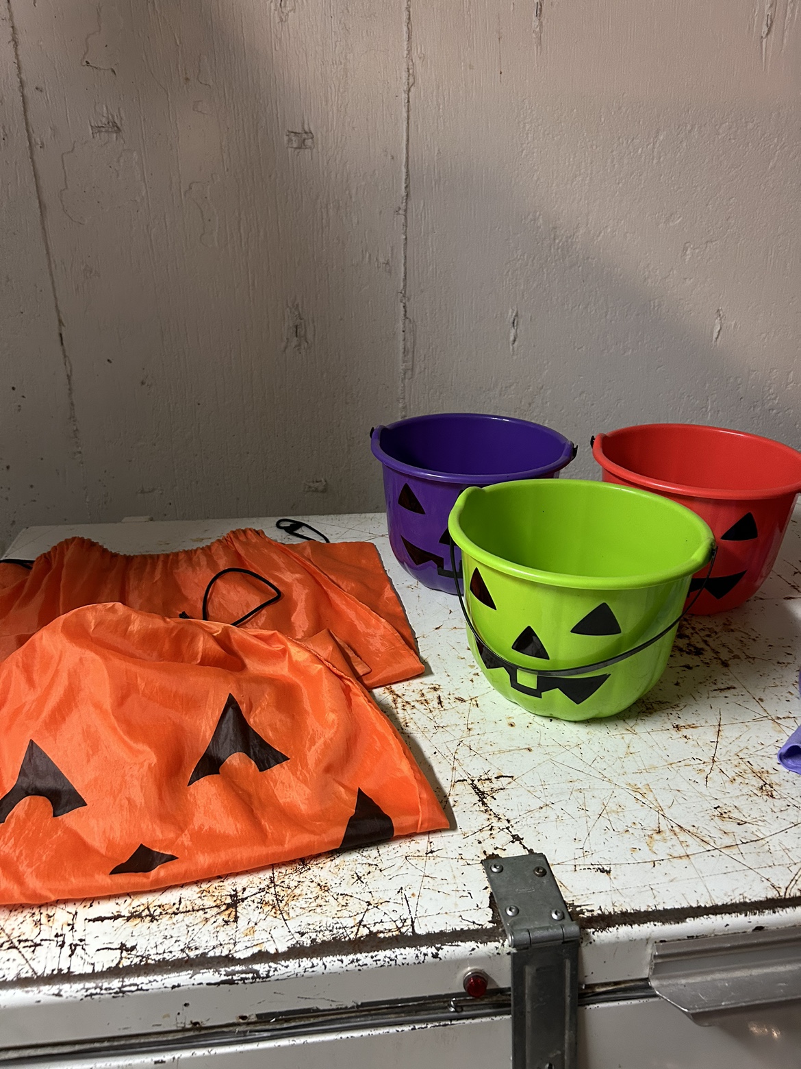 Halloween Trick or Treat Bags & Buckets