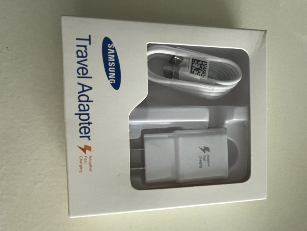 Samsung Travel Adapter and Cable