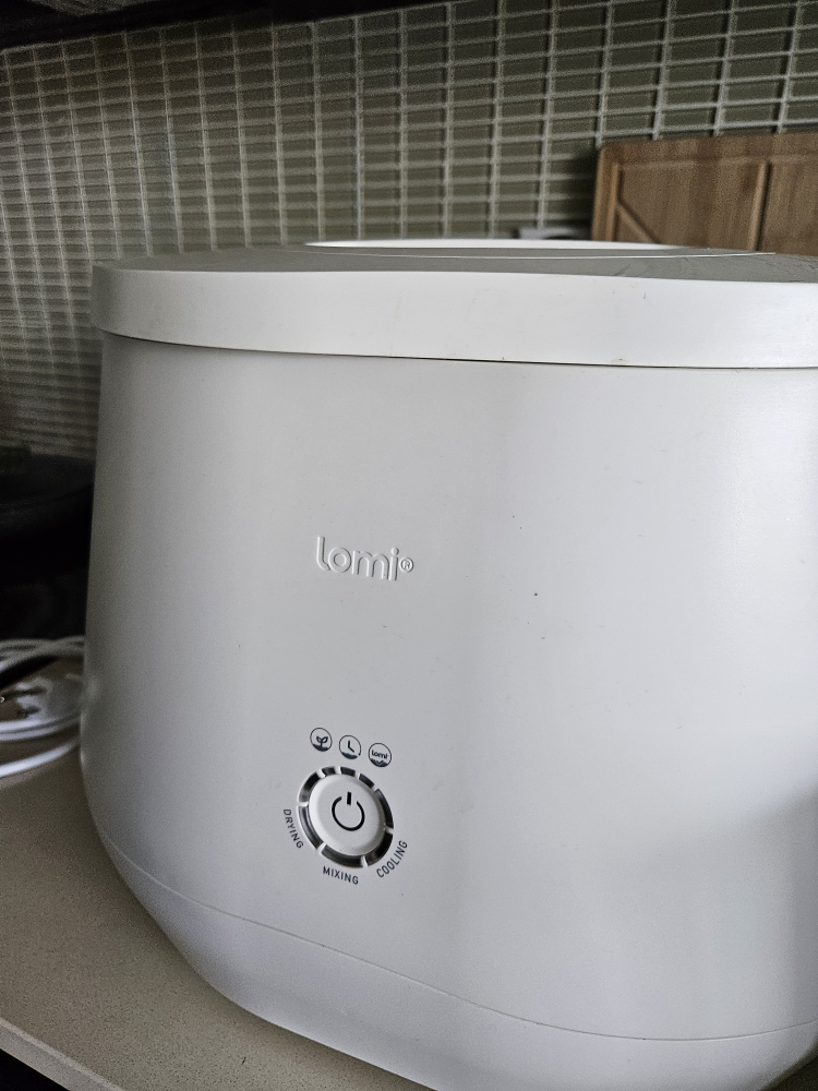 Lomi Home Composter image indicator(2)