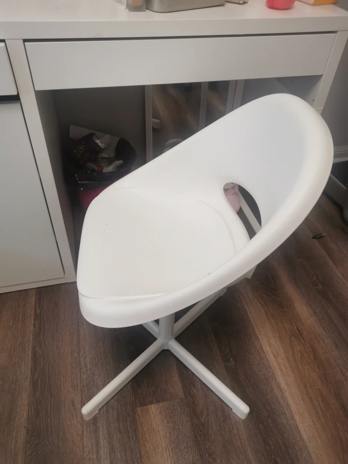 IKEA MICKE White Desk  with chair - photo 5