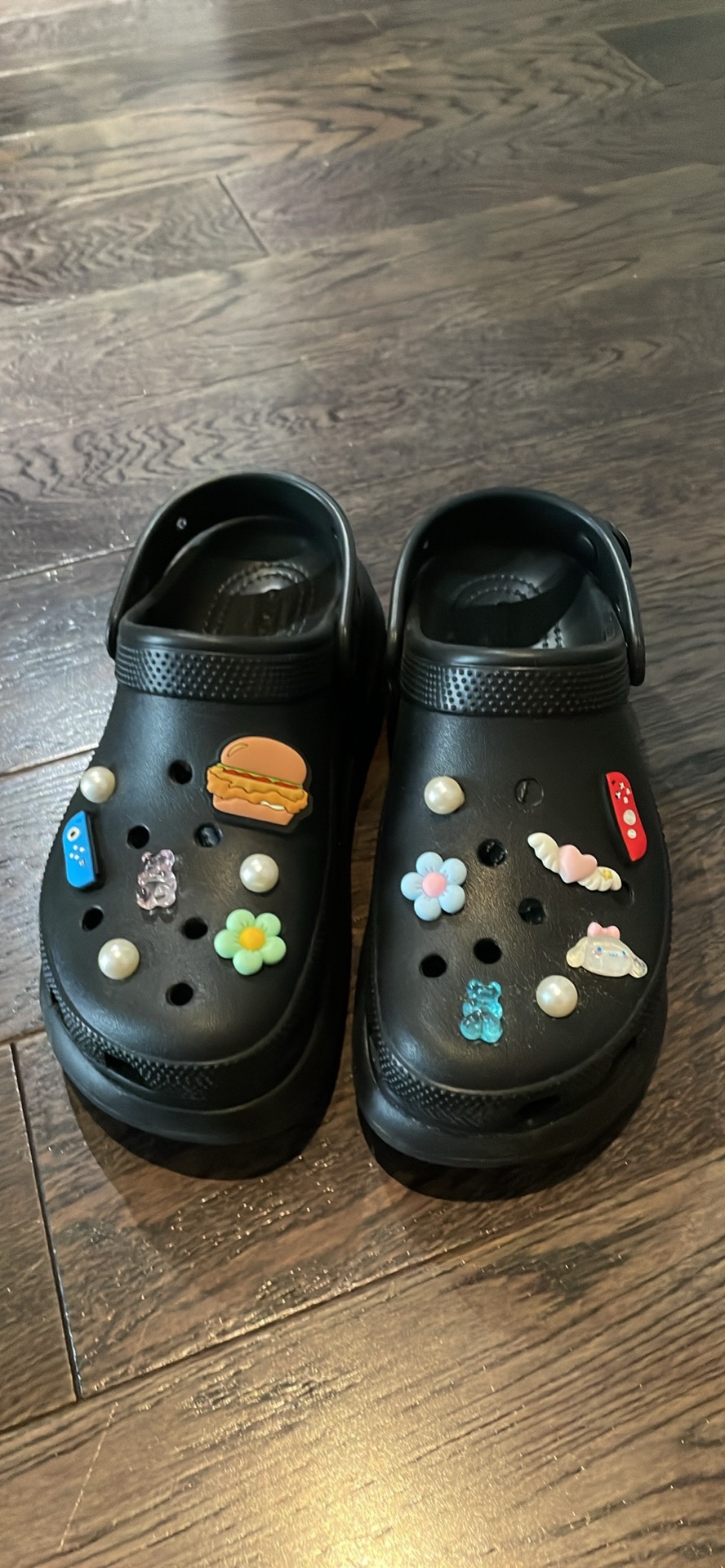Platform Crocs, Size 7 w/ accessories
