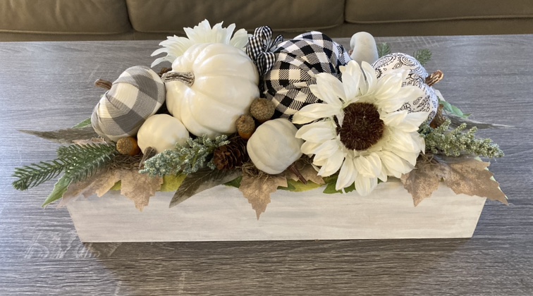 Fall table centrepiece. Stouffville pickup thumbnail