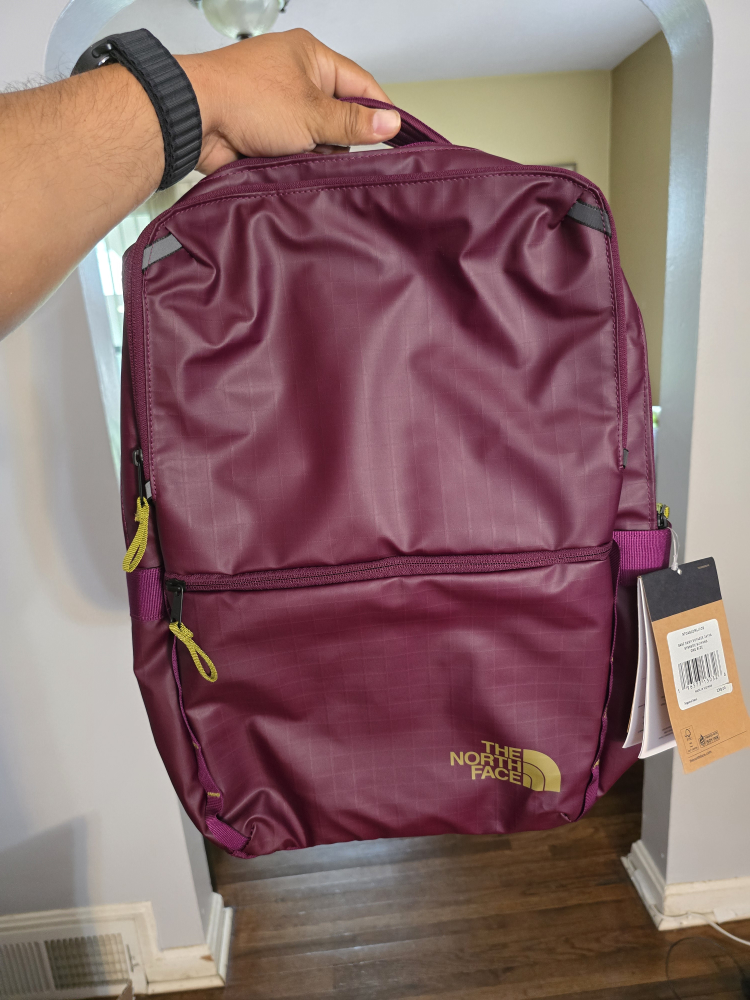 The North Face Voyager Daypack - photo 5