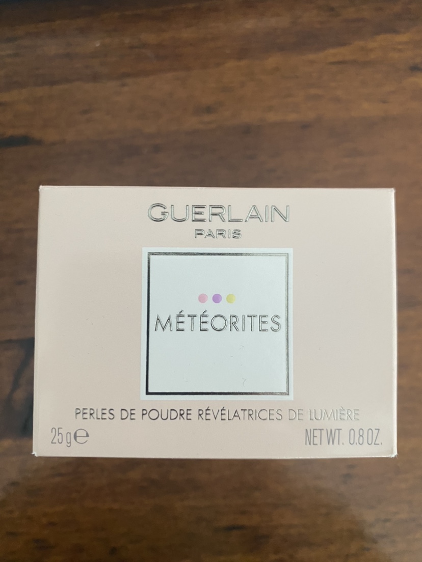 Guerlain Meteorites - Light Revealing Pearls Of Powder thumbnail