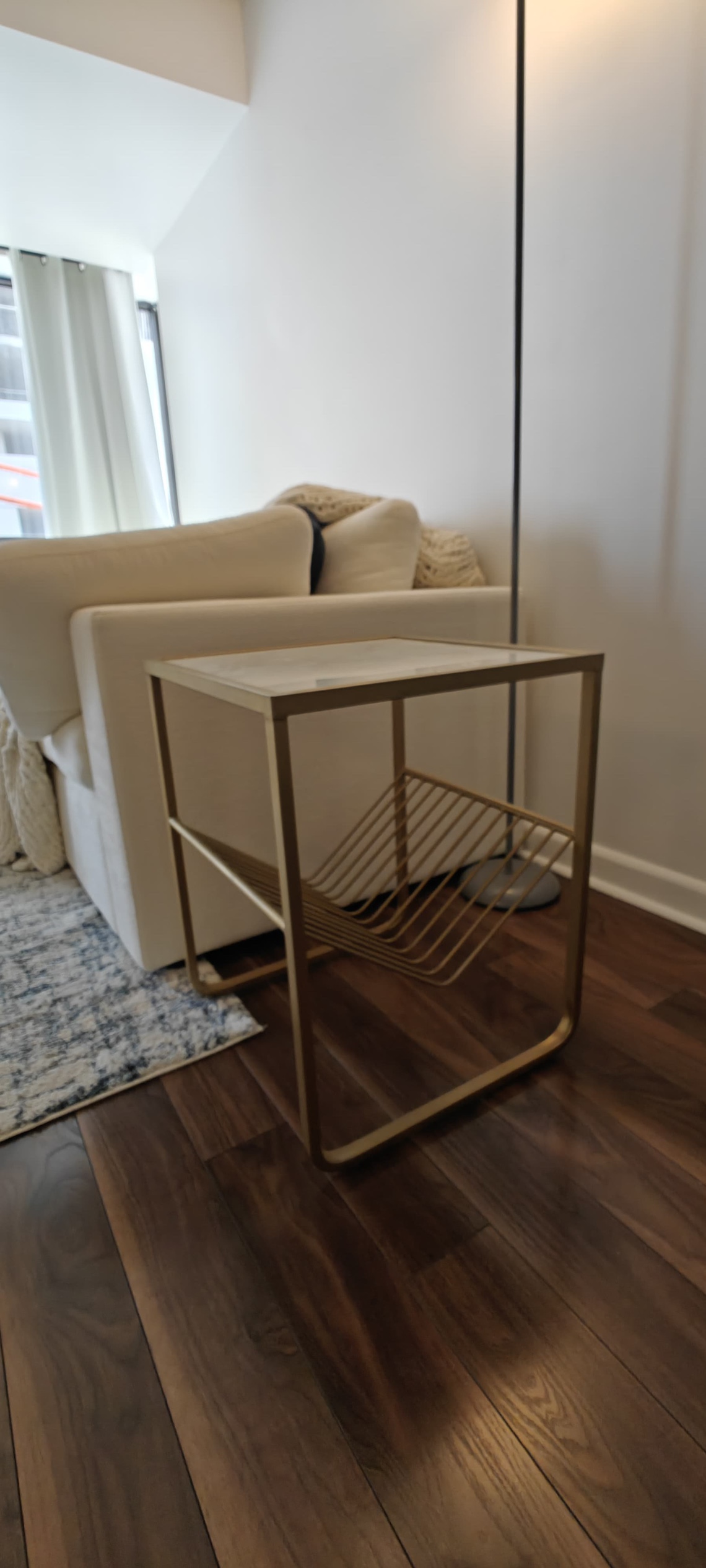 End table/ Side Table thumbnail