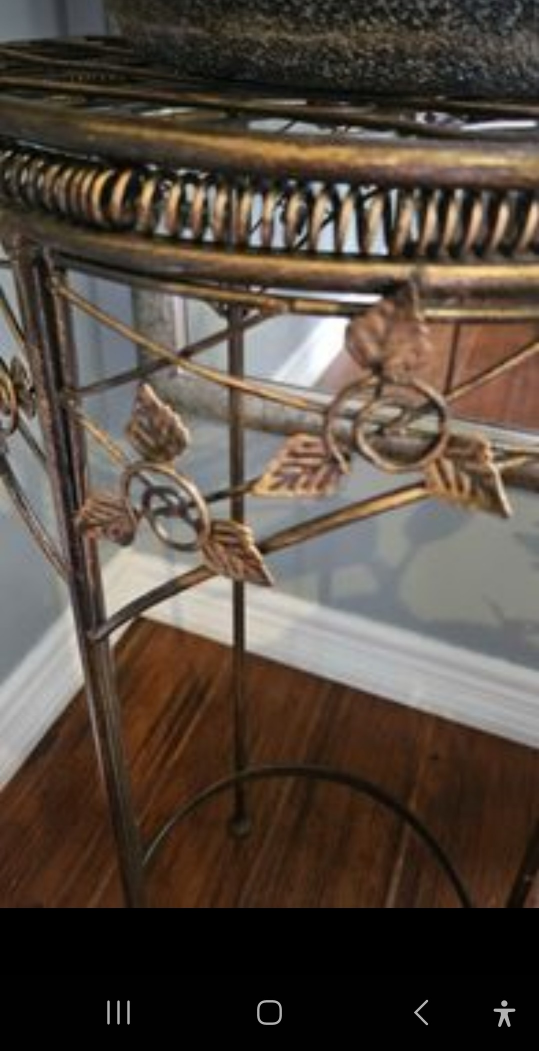plant stand - photo 3