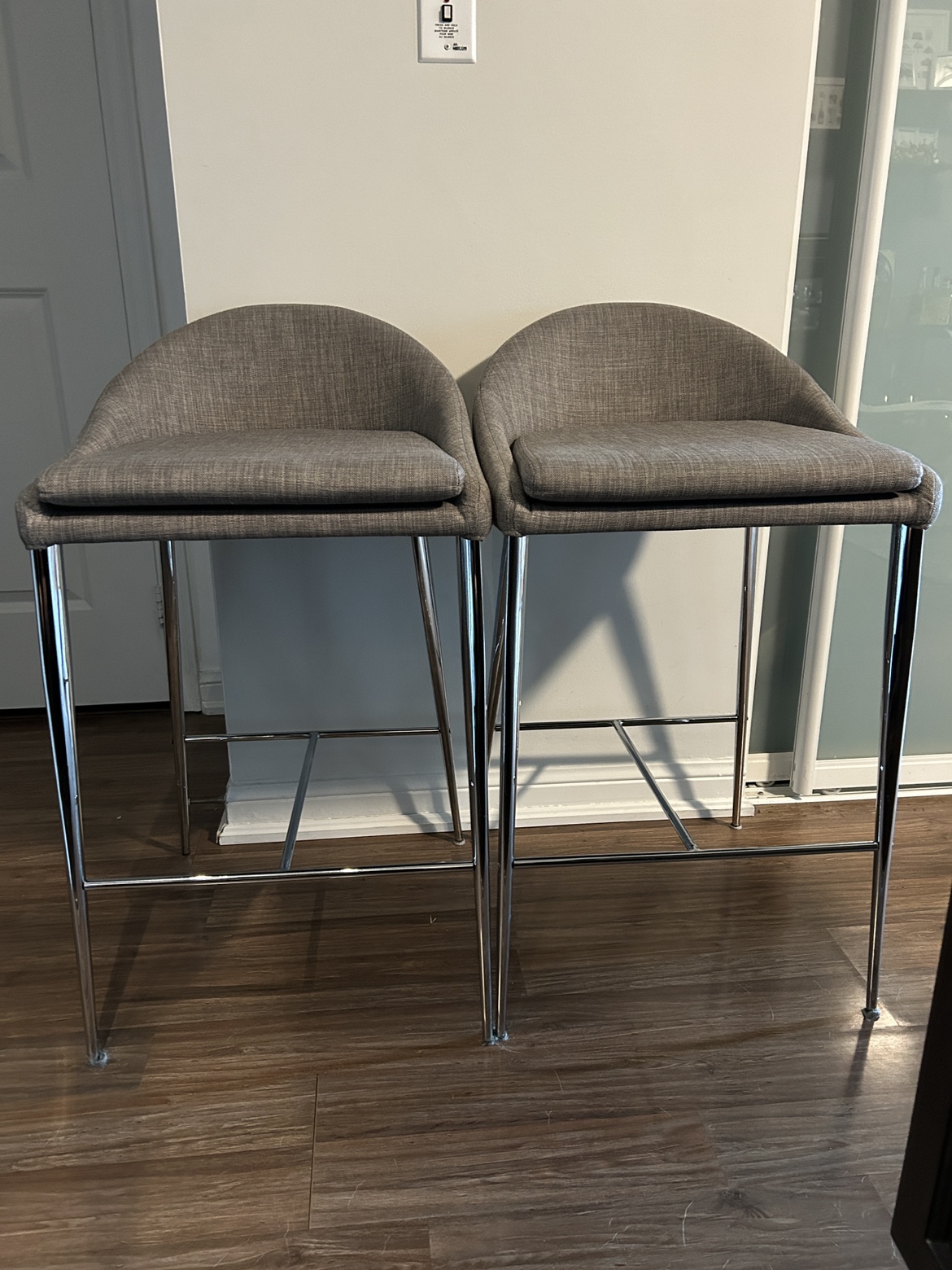Structube Barstools: 2 total