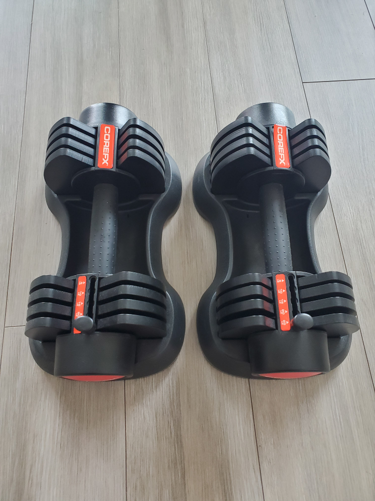 2 CoreFx Adjustable Dumbbells 25 lbs image indicator(2)