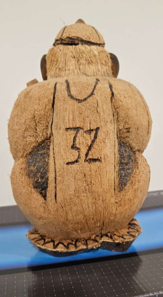 Coconut Monkey Figurine image indicator(4)