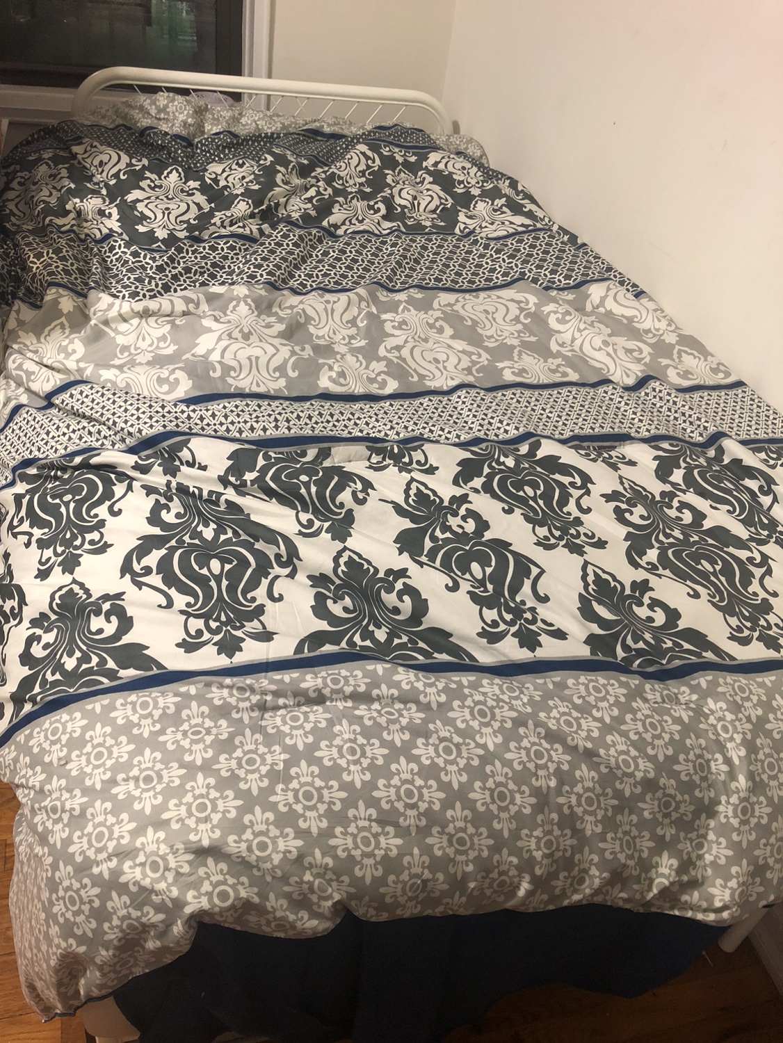 IKEA white twin bed - photo 3