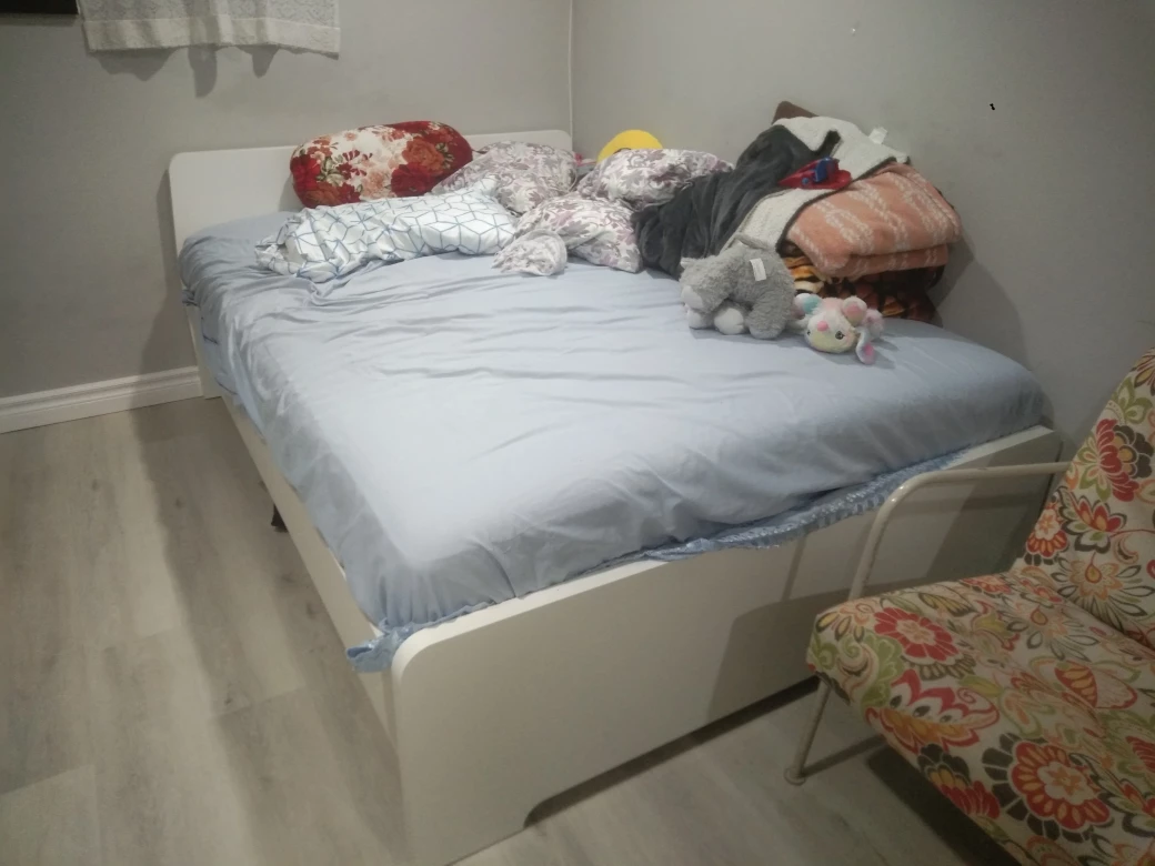 wooden bed with matress... good condition..