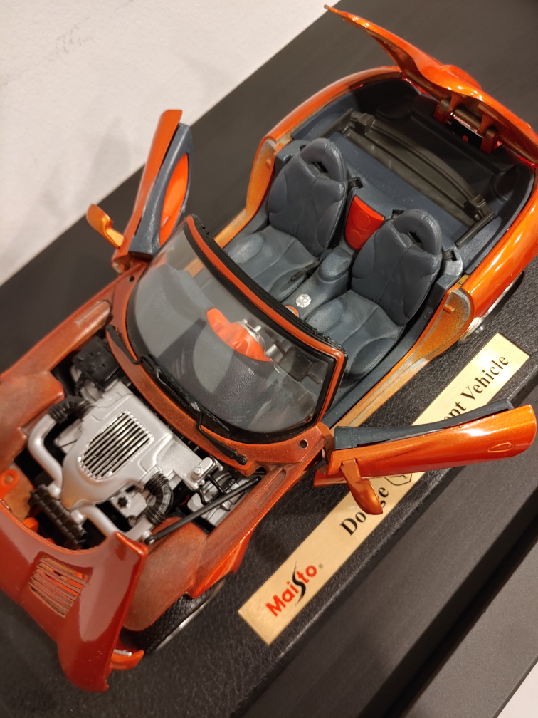 Maisto 1/18 Dodge concept vehicle (RARE) - photo 3