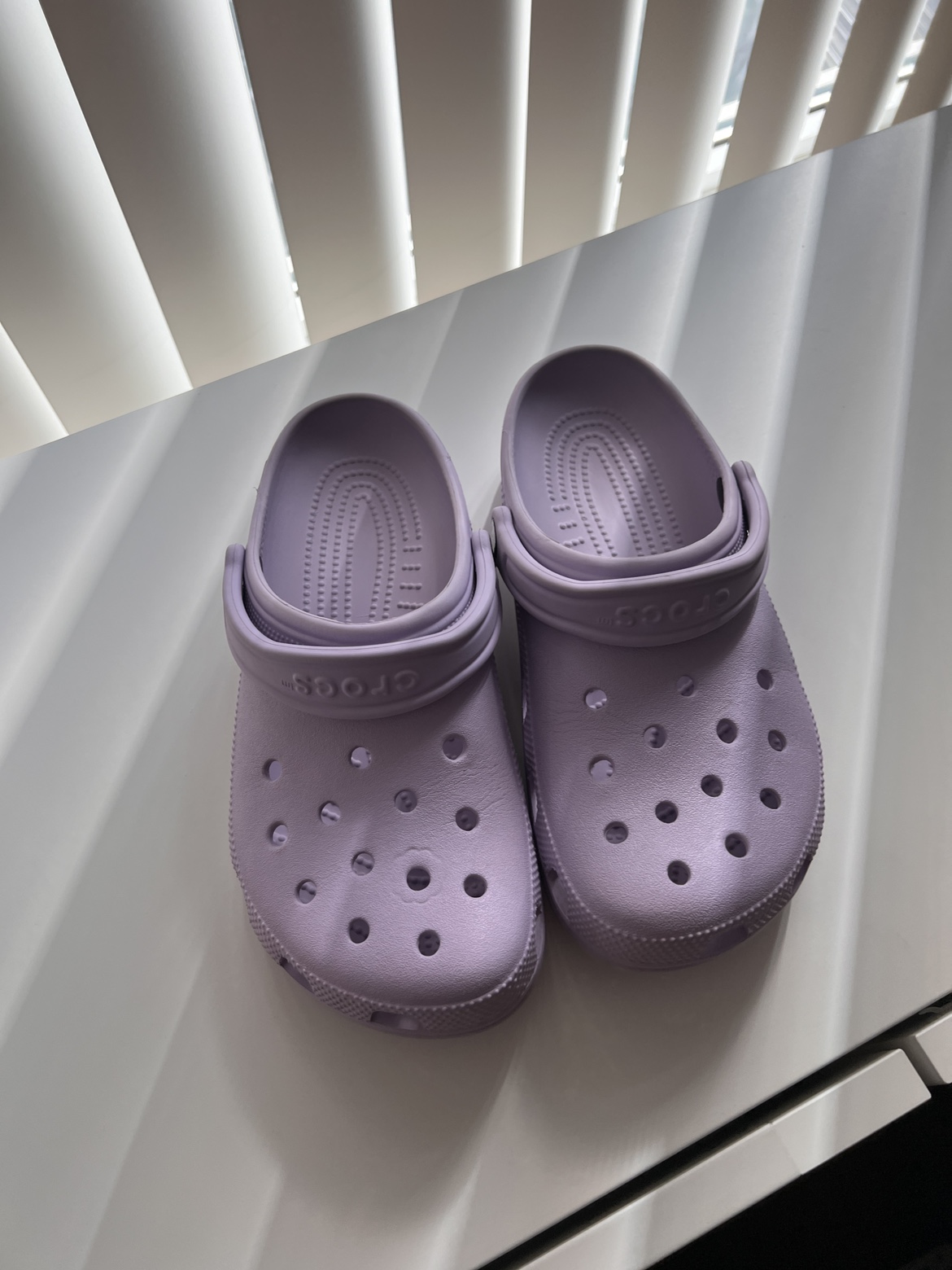 Crocs thumbnail