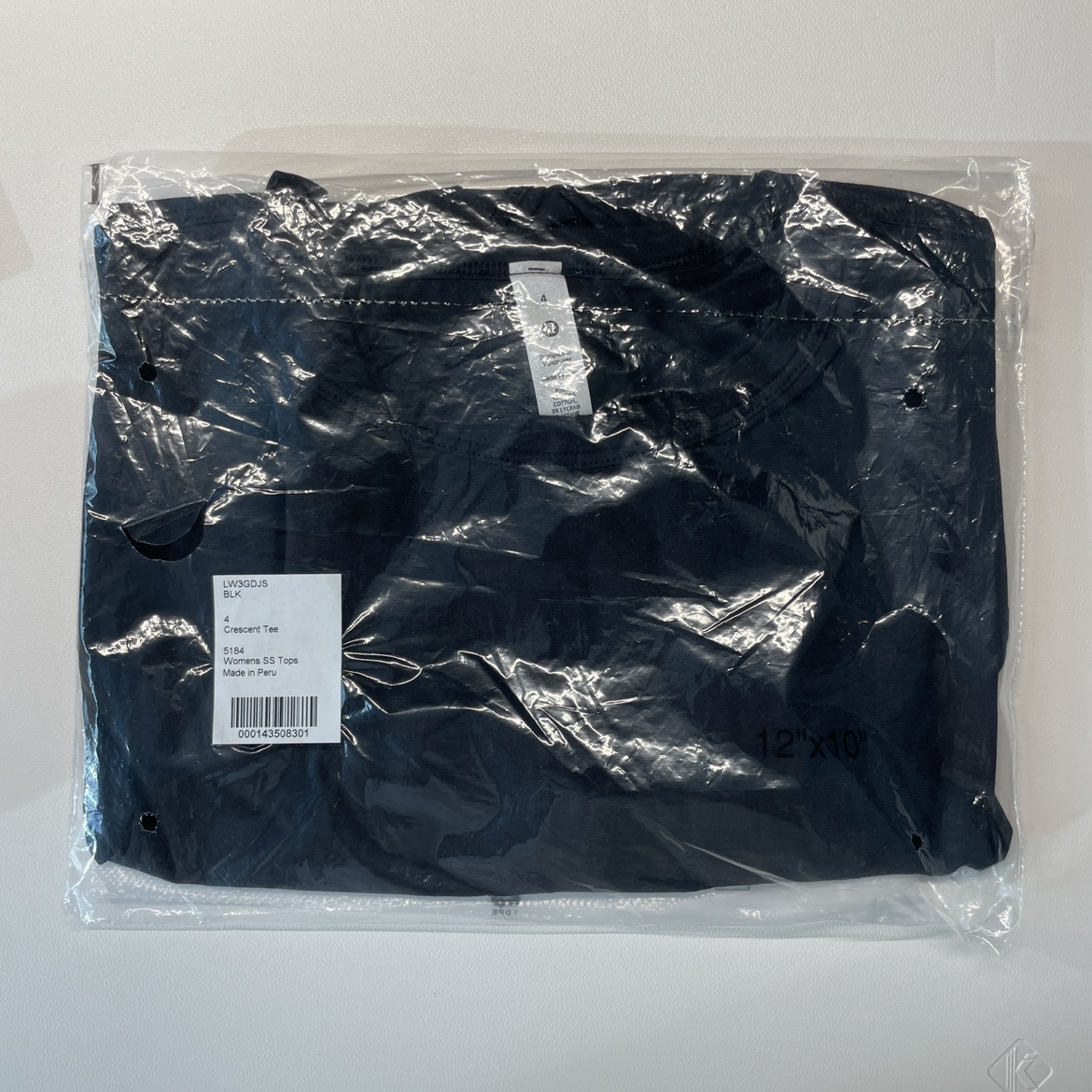 NEW WITH TAG Lululemon Crescent tee size 4 image indicator(5)