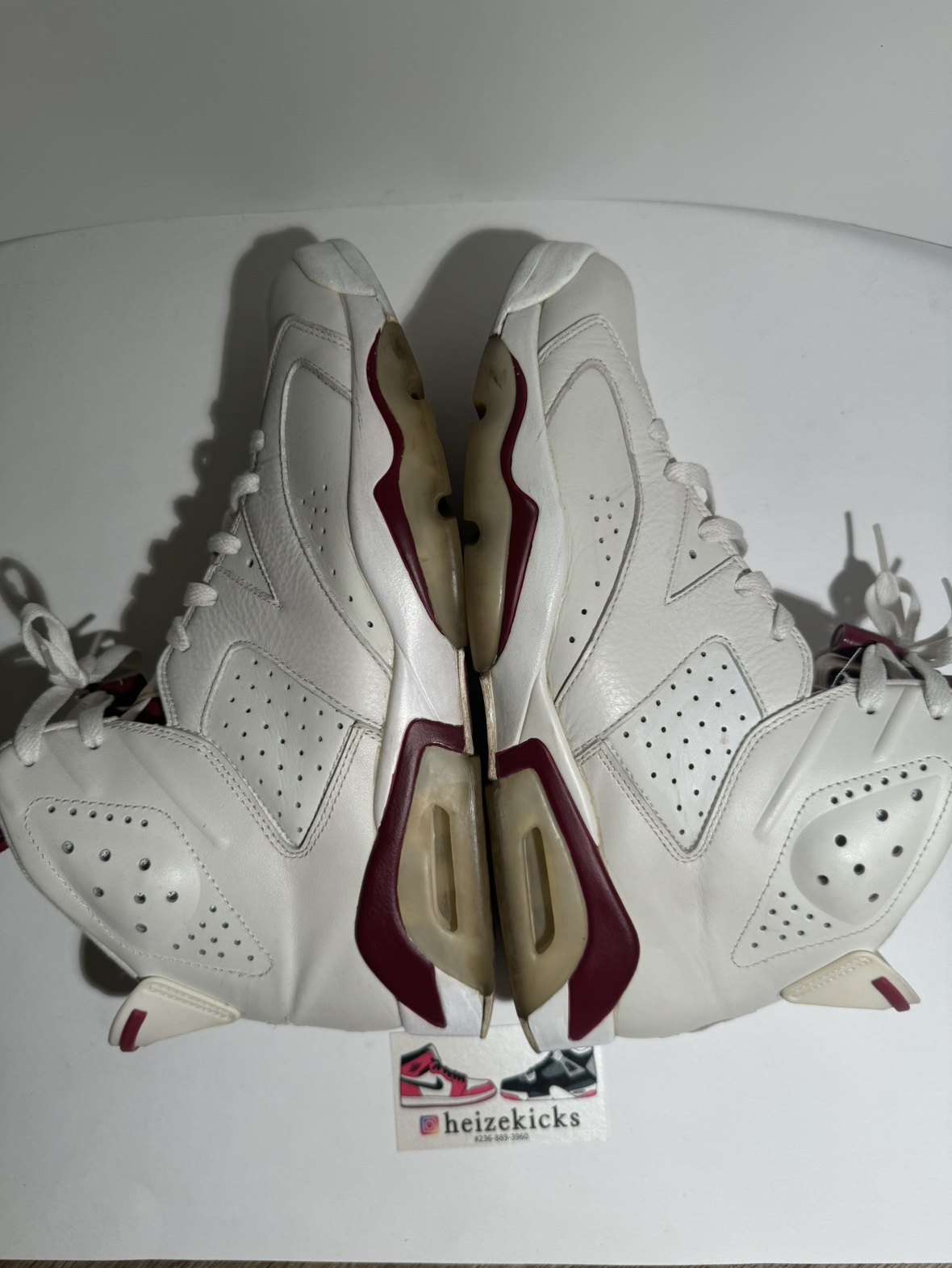 Air Jordan 6 Retro "Maroon" size 11 image indicator(5)