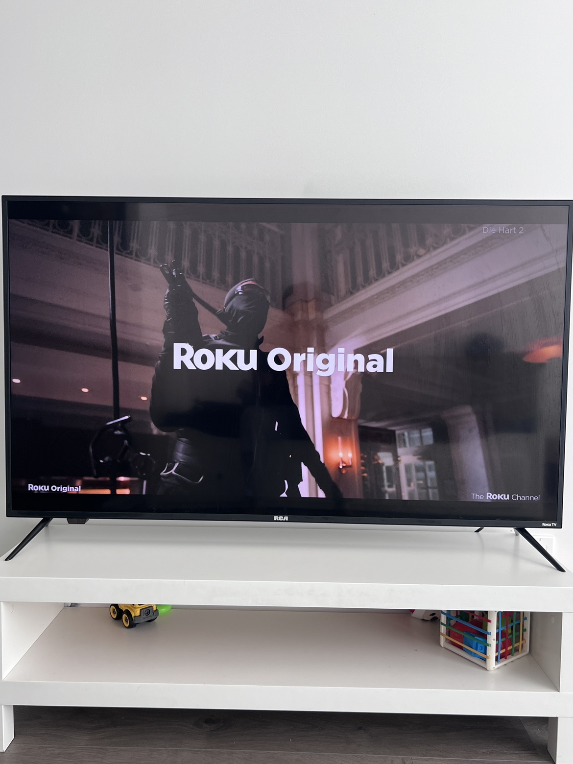 RCA Roku TV 55’ inch, smart TV